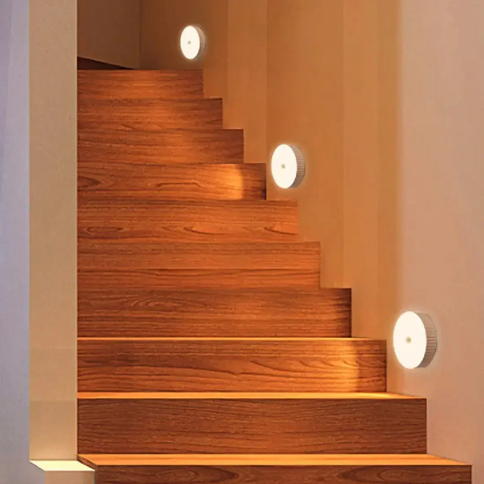 Luminária LED com Sensor de Movimento