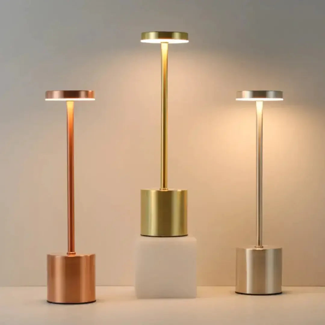 Luminária de Mesa LED Touch Recarregável USB com 3 Tons de Luz